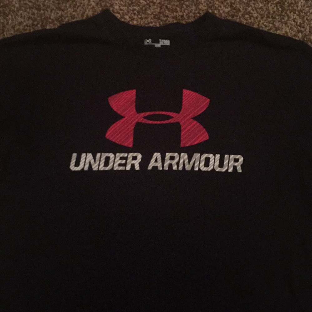 UA T-SHIRT